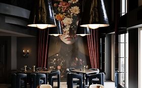 Hotel Bela Kuka - White House